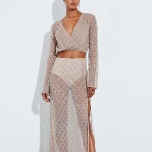 Beautiful MISSGUIDED peace and love two piece embellished set